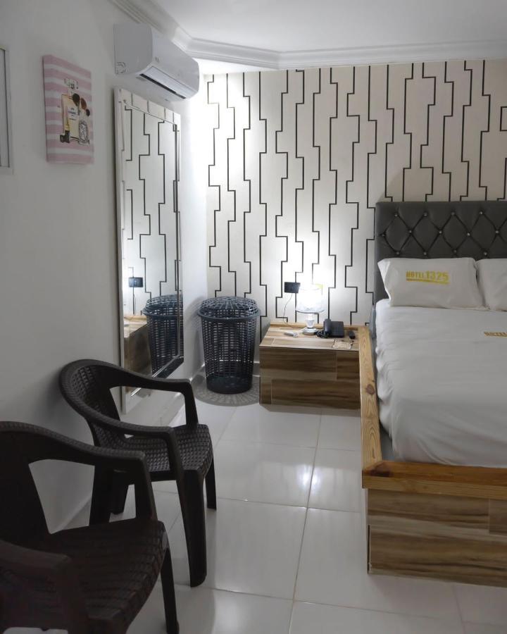 Hotel1325 บานี ภายนอก รูปภาพ