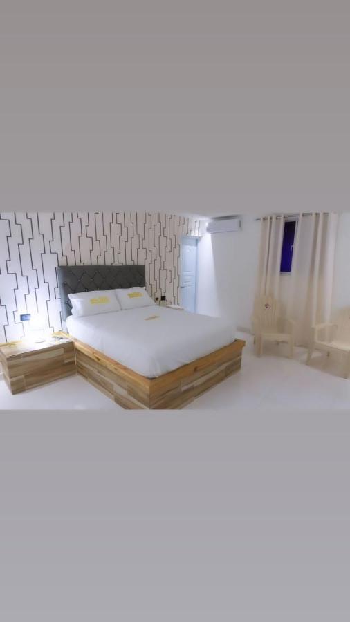 Hotel1325 บานี ภายนอก รูปภาพ