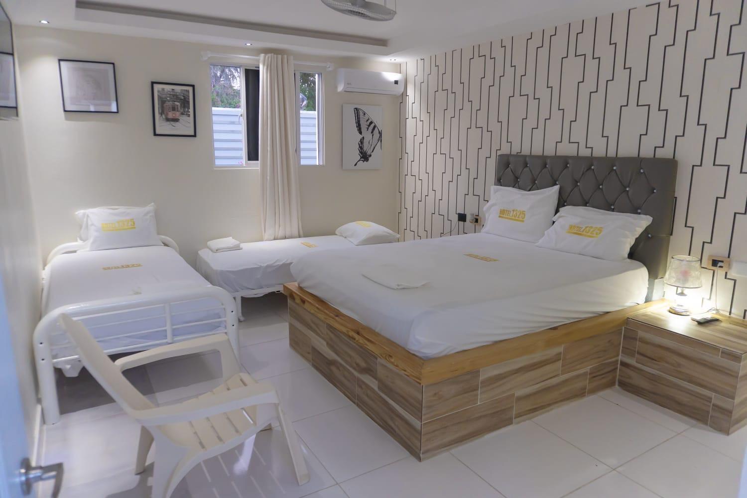 Hotel1325 บานี ภายนอก รูปภาพ