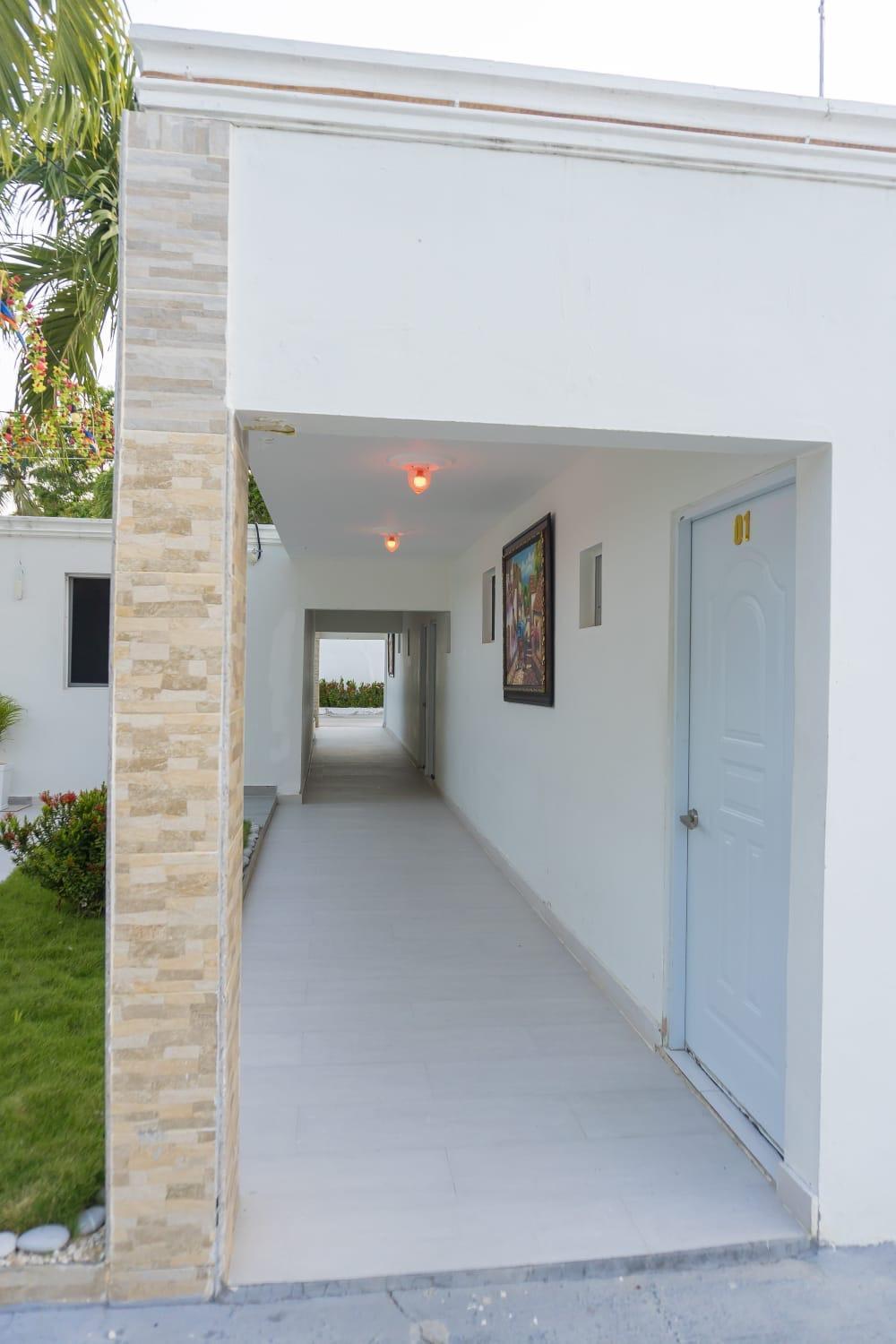 Hotel1325 บานี ภายนอก รูปภาพ